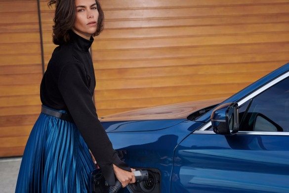 ЗАРЯДЖАННЯ ВДОМА.